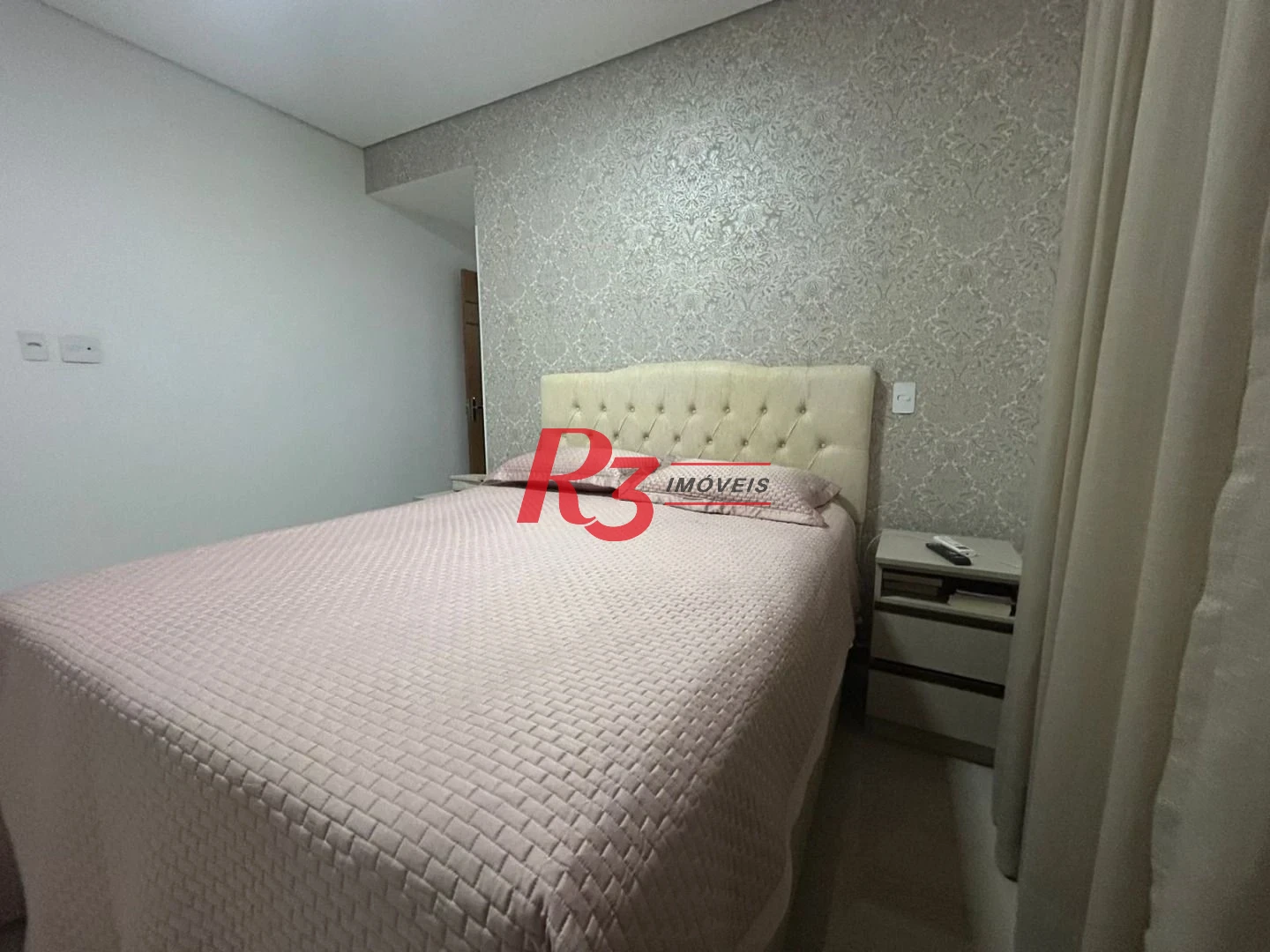 Casa com 3 dormitórios à venda, 160 m² por R$ 1.980.000,00 - Campo Grande - Santos/SP