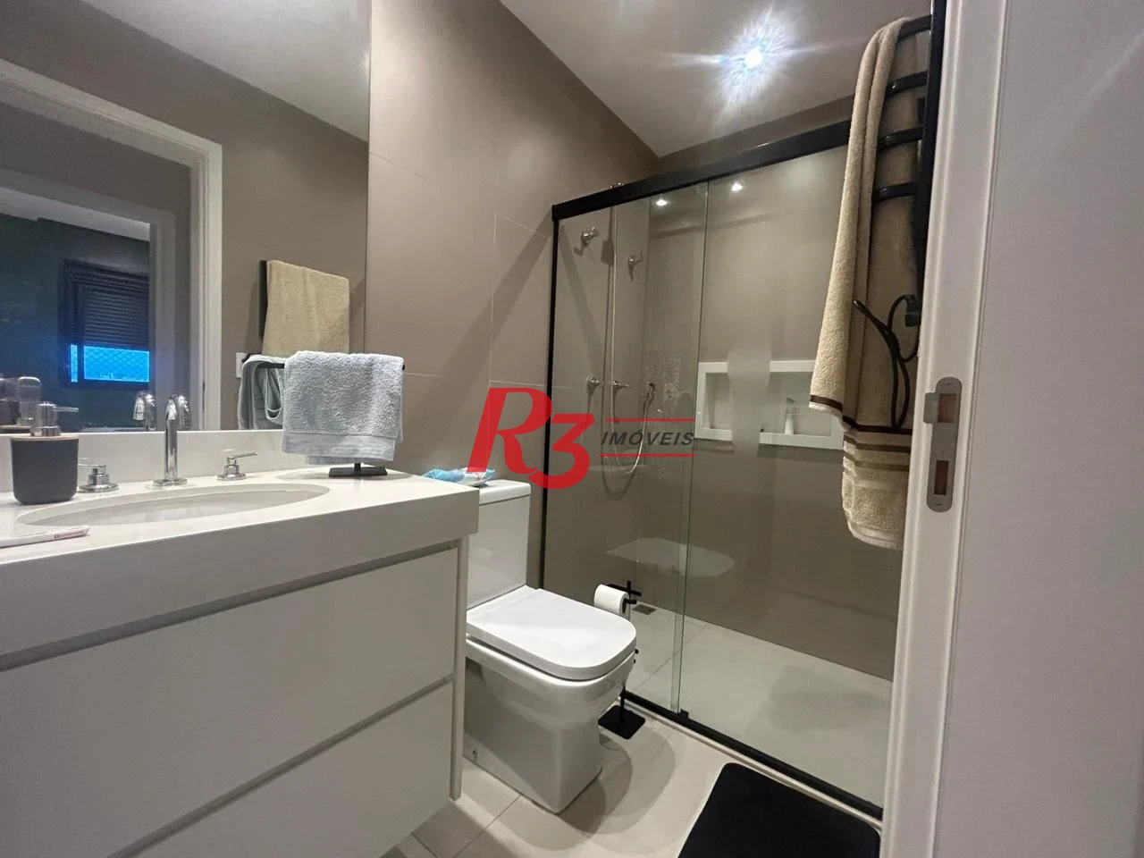 Apartamento com 2 dormitórios à venda, 83 m² por R$ 1.380.000,00 - Aparecida - Santos/SP