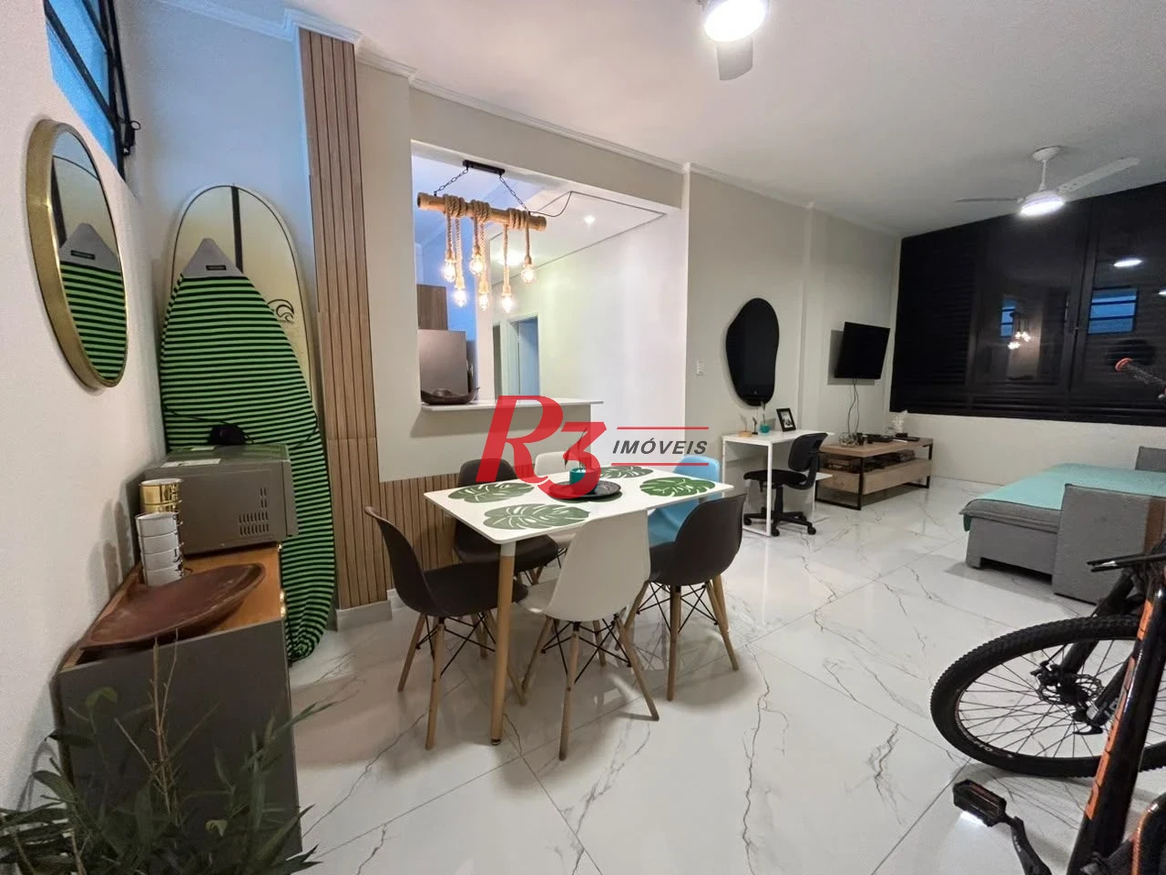 Apartamento com 2 dormitórios, 70 m² - venda por R$ 599.000,00 ou aluguel por R$ 5.000,00/mês - Gonzaga - Santos/SP