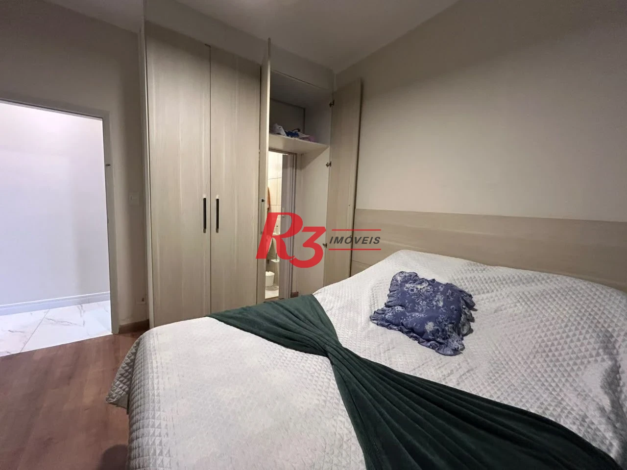 Apartamento com 2 dormitórios, 70 m² - venda por R$ 599.000,00 ou aluguel por R$ 5.000,00/mês - Gonzaga - Santos/SP