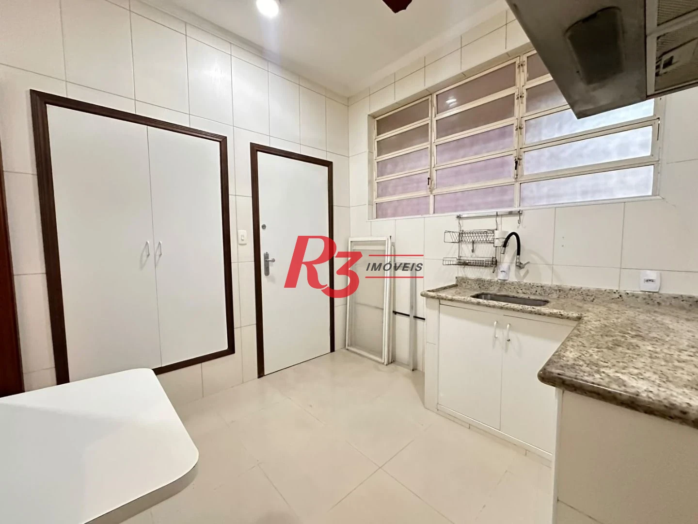 Apartamento com 2 dormitórios à venda, 88 m² por R$ 980.000,00 - Boqueirão - Santos/SP