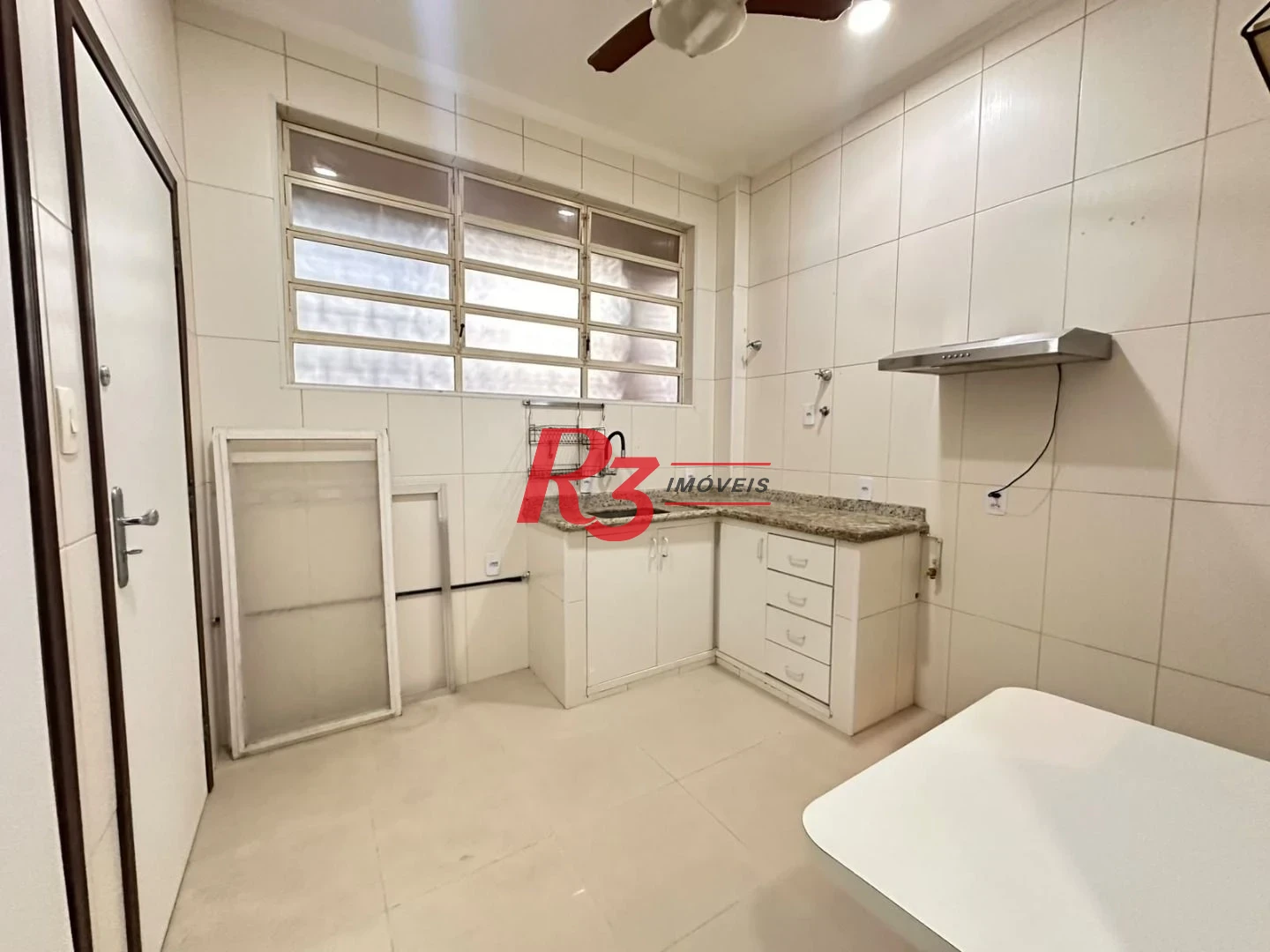 Apartamento com 2 dormitórios à venda, 88 m² por R$ 980.000,00 - Boqueirão - Santos/SP