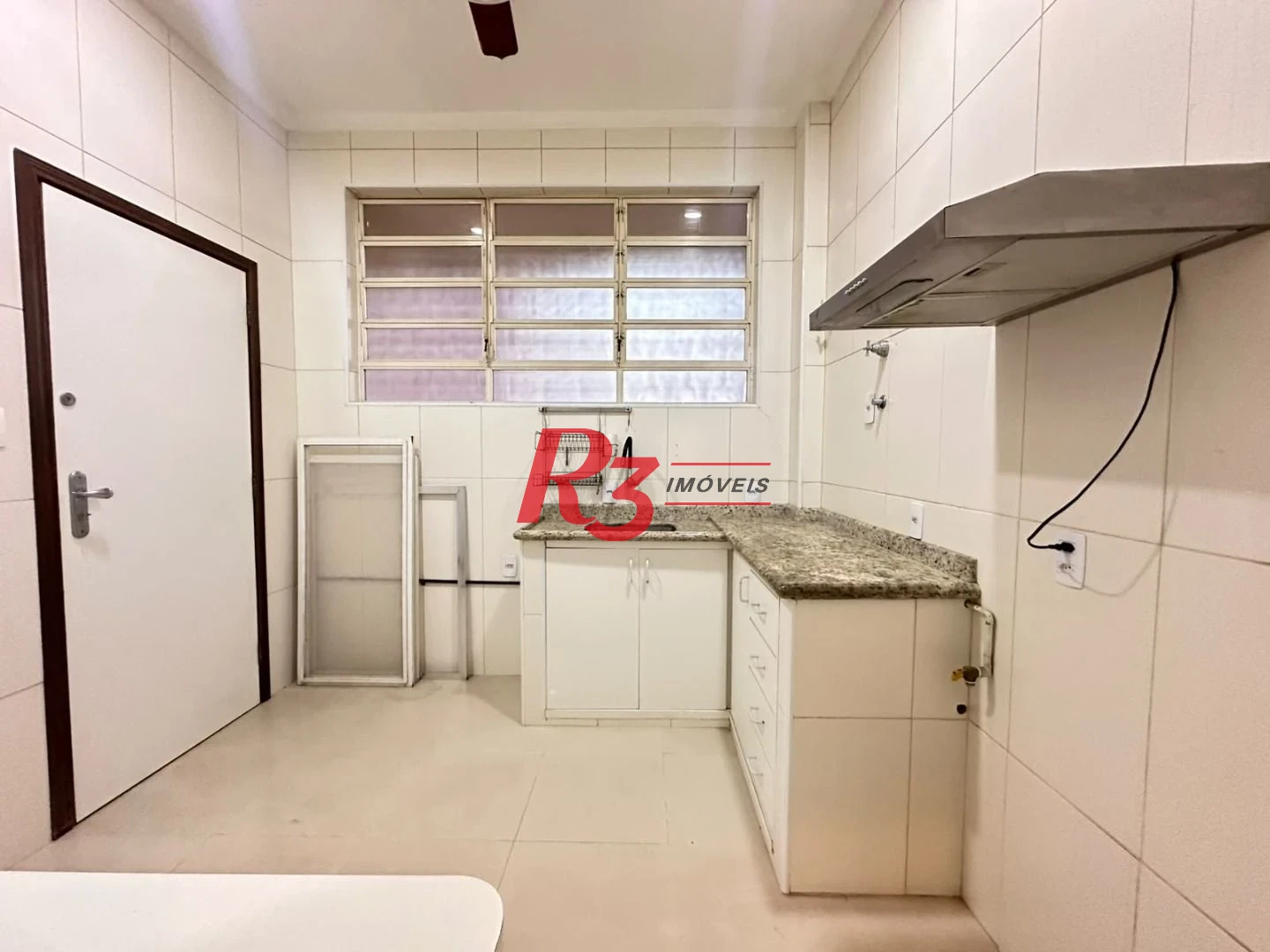 Apartamento com 2 dormitórios à venda, 88 m² por R$ 980.000,00 - Boqueirão - Santos/SP