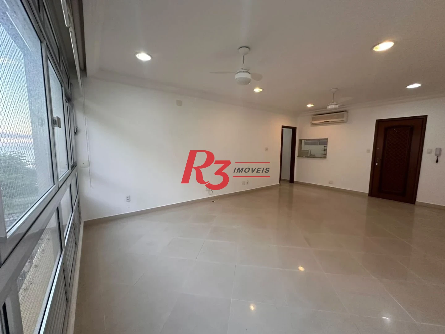 Apartamento com 2 dormitórios à venda, 88 m² por R$ 980.000,00 - Boqueirão - Santos/SP