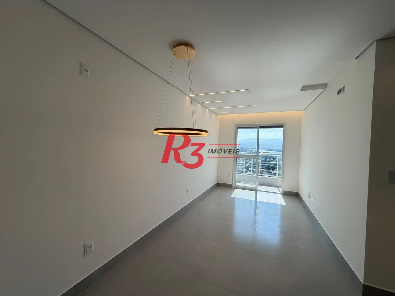Apartamento com 2 dormitórios à venda, 57 m² por R$ 667.800,00 - Macuco - Santos/SP