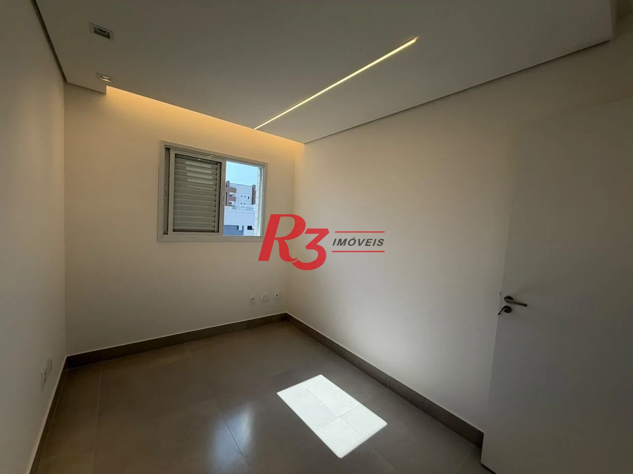 Apartamento com 2 dormitórios à venda, 57 m² por R$ 667.800,00 - Macuco - Santos/SP