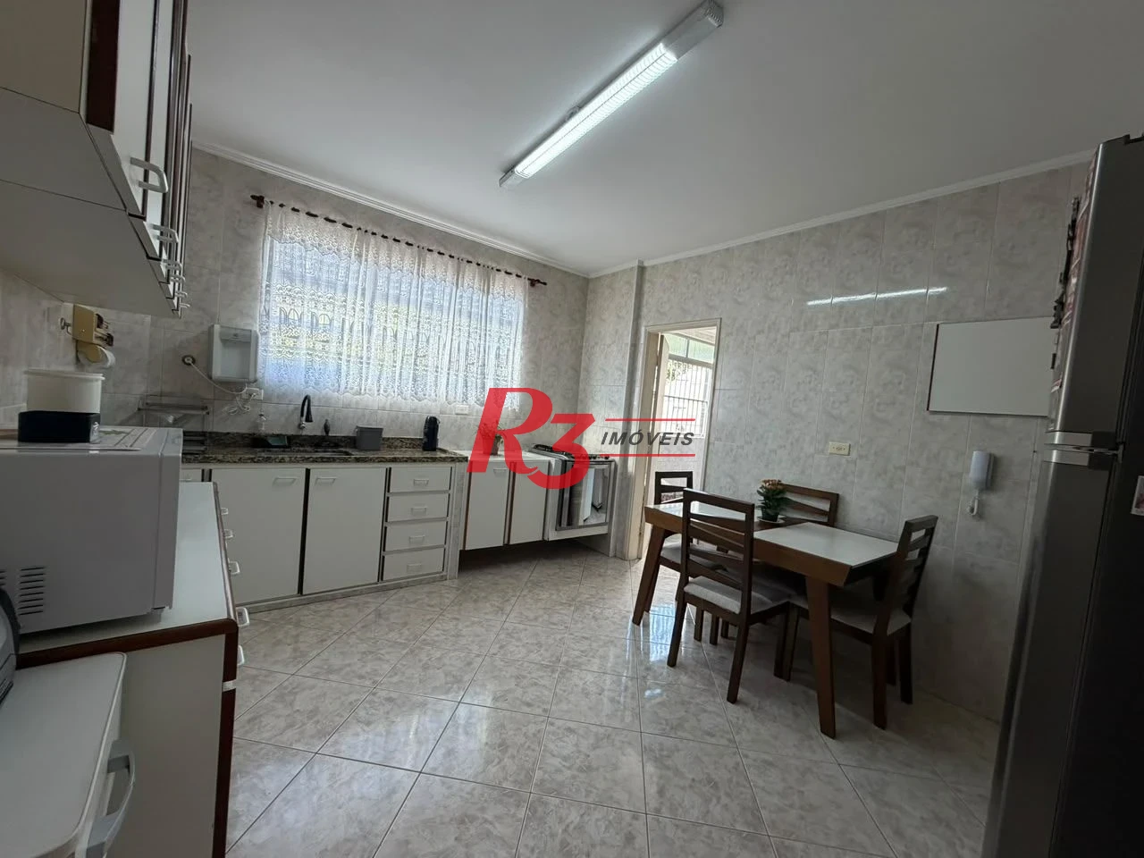 Apartamento com 3 dormitórios à venda, 121 m² por R$ 901.000,00 - Ponta da Praia - Santos/SP