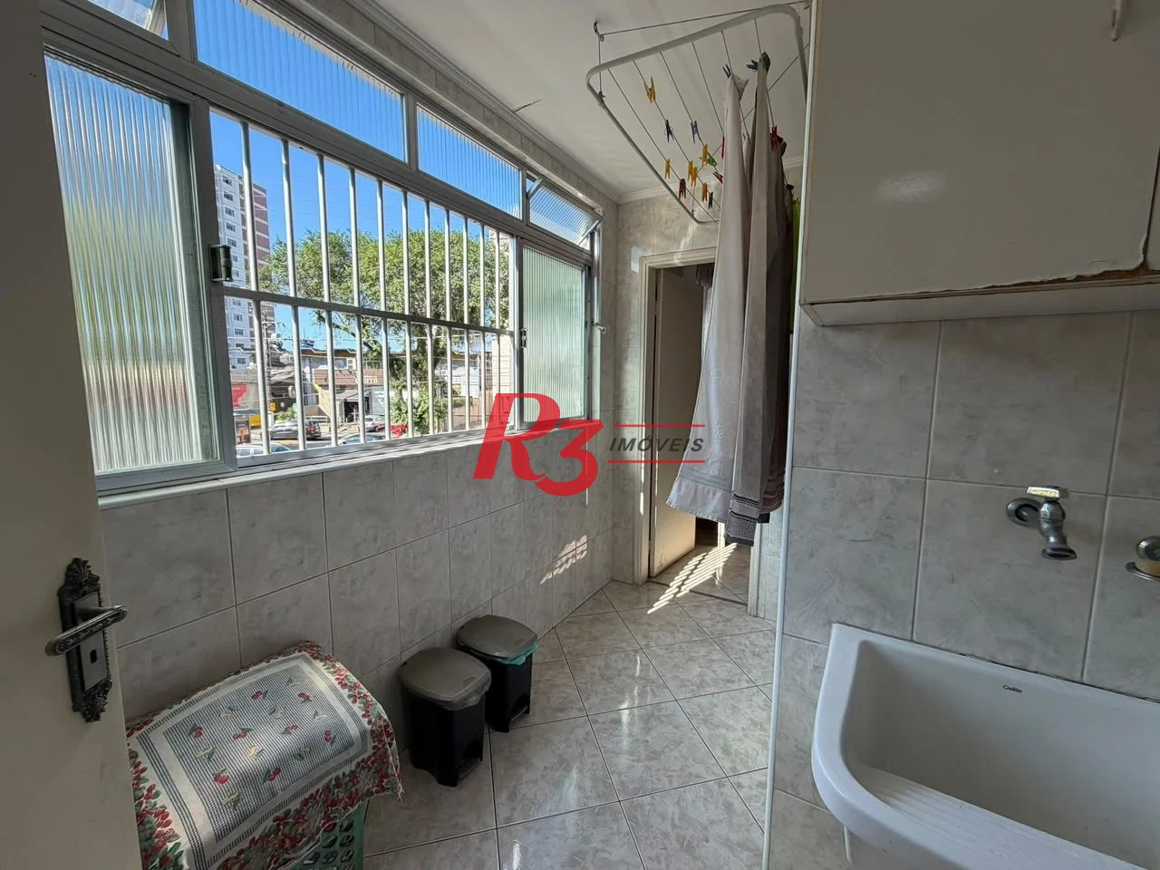 Apartamento com 3 dormitórios à venda, 121 m² por R$ 901.000,00 - Ponta da Praia - Santos/SP