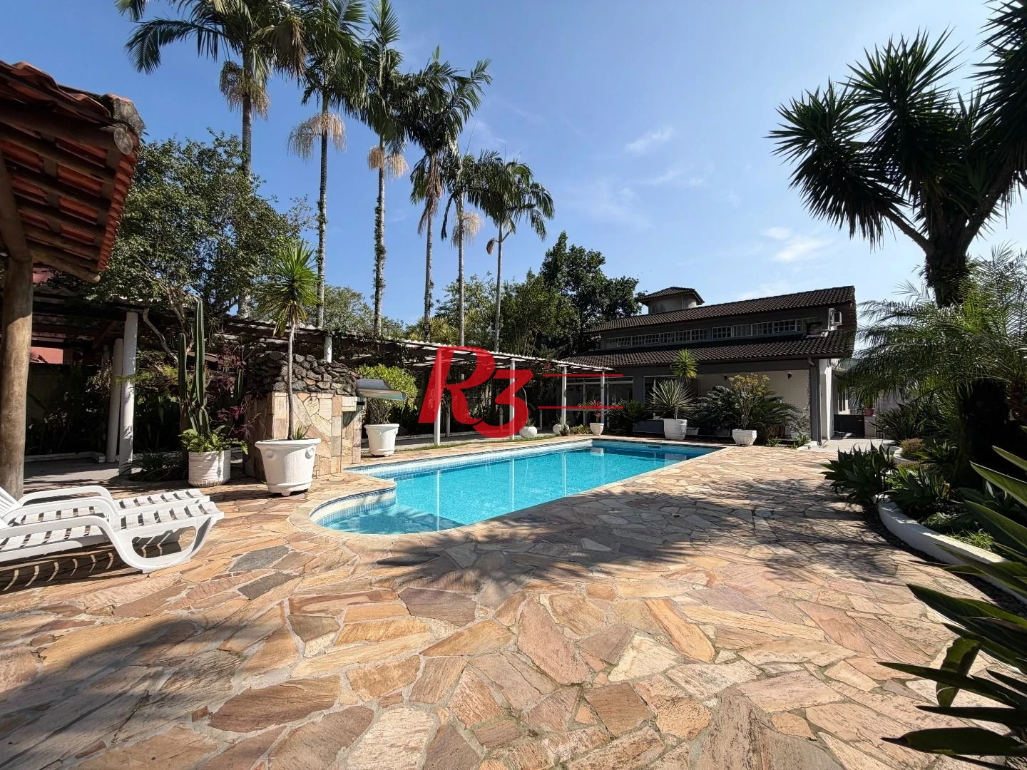 Casa com 5 dormitórios à venda, 665 m² por R$ 2.850.000,00 - Morro de Nova Cintra - Santos/SP