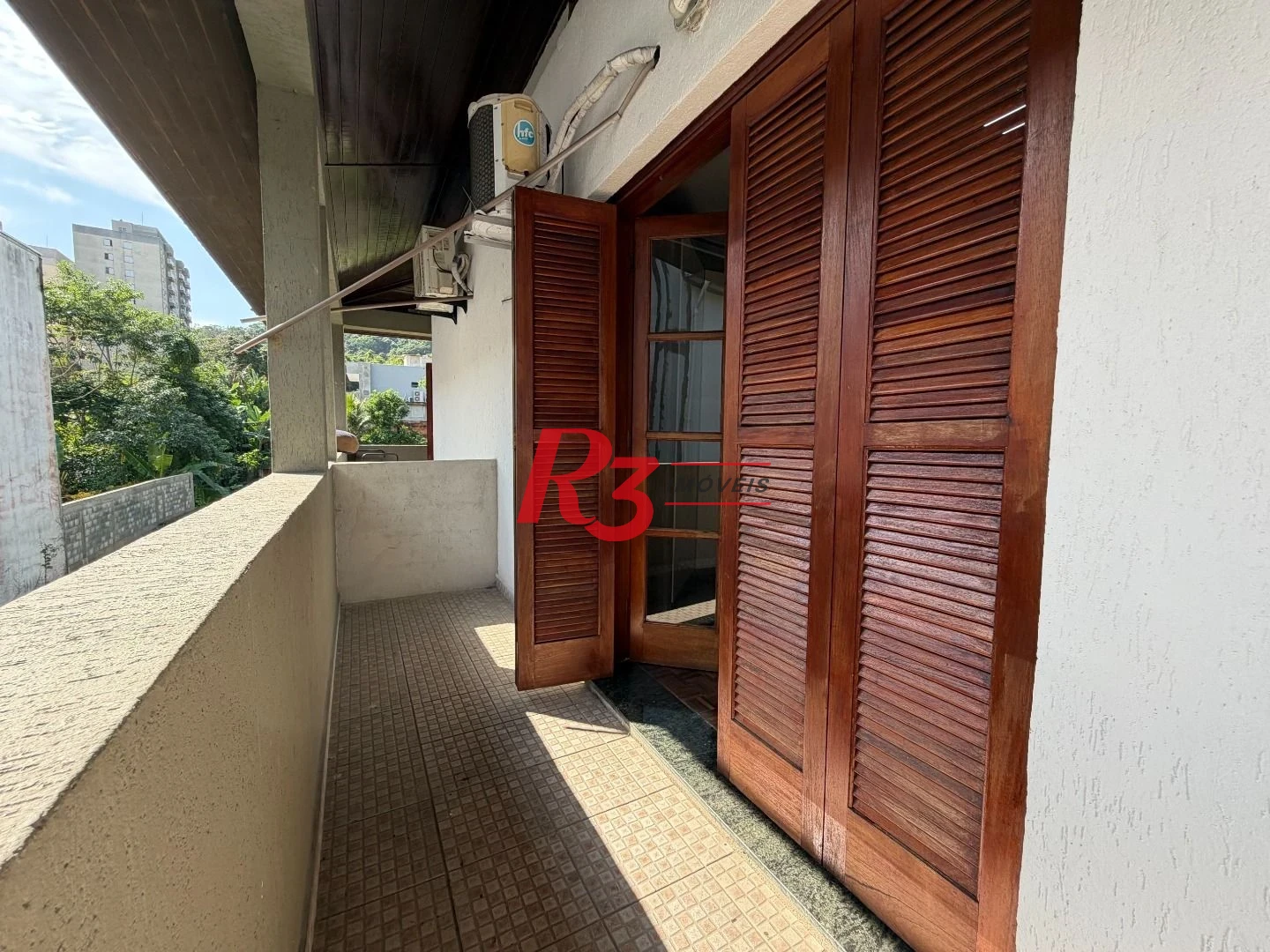 Casa com 5 dormitórios à venda, 665 m² por R$ 2.850.000,00 - Morro de Nova Cintra - Santos/SP