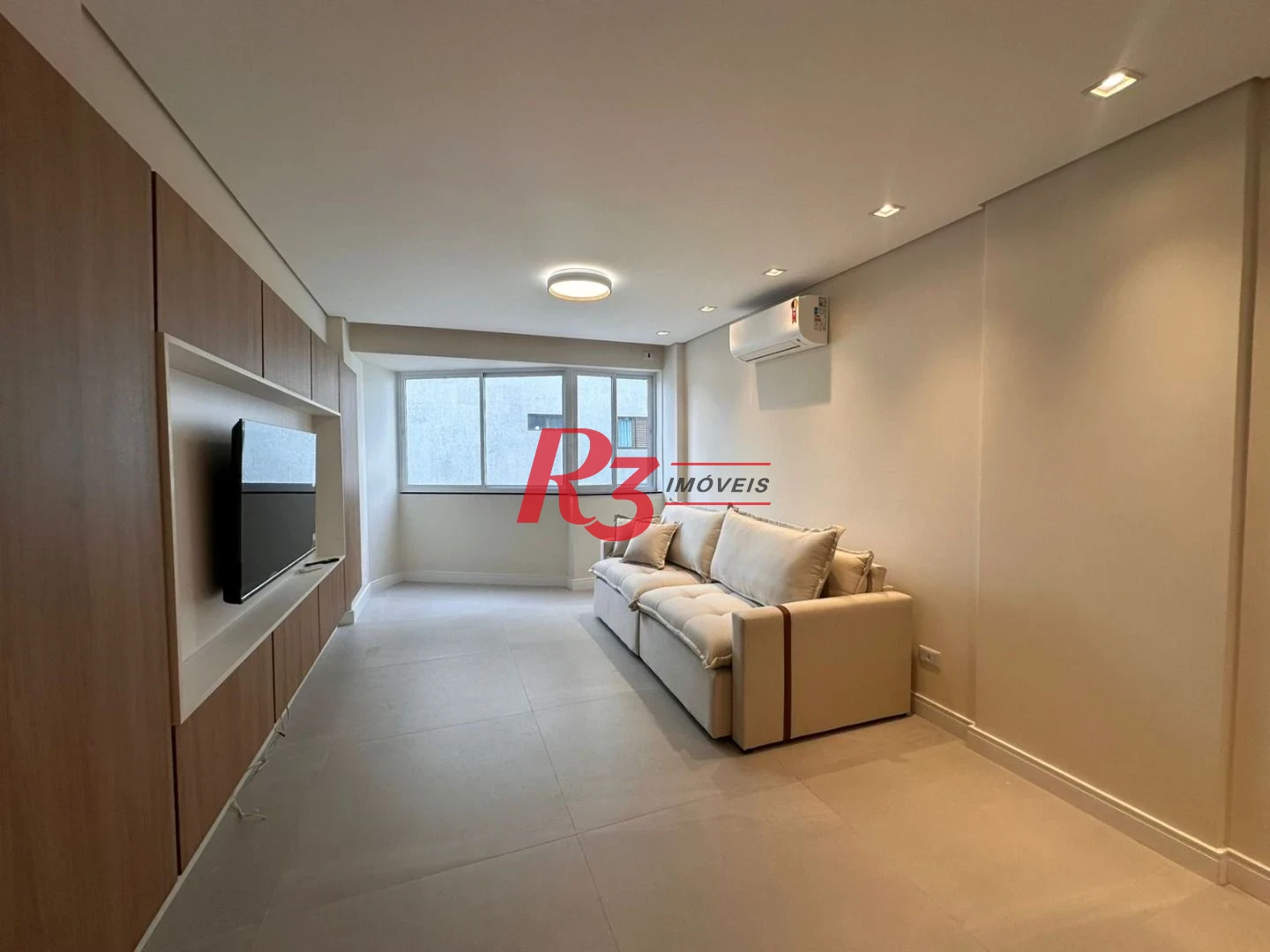 Apartamento à Venda no Bairro Aparecida Vista Lateral para o Mar