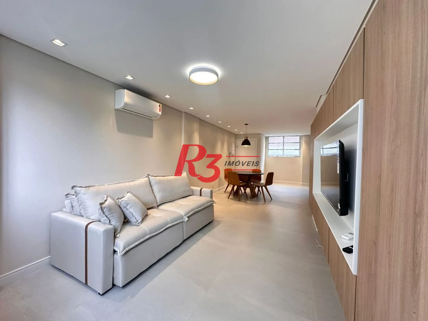 Apartamento à Venda no Bairro Aparecida Vista Lateral para o Mar