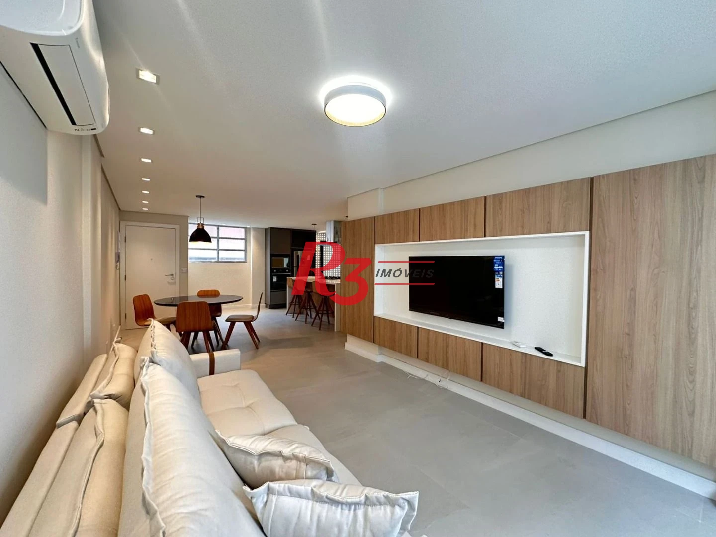 Apartamento à Venda no Bairro Aparecida Vista Lateral para o Mar
