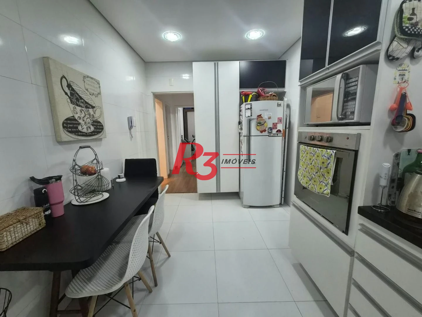Apartamento com 2 dormitórios à venda, 74 m² por R$ 425.000,00 - Vila Mathias - Santos/SP