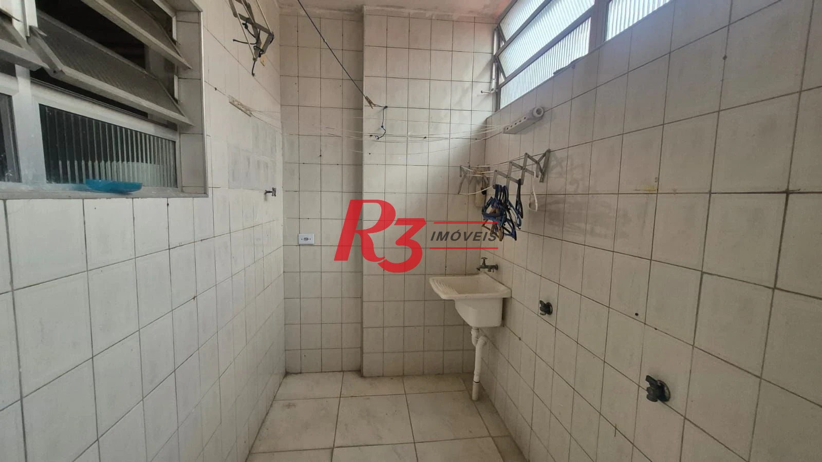 Apartamento com 1 dormitório para alugar, 79 m² por R$ 3.800,02/mês - José Menino - Santos/SP