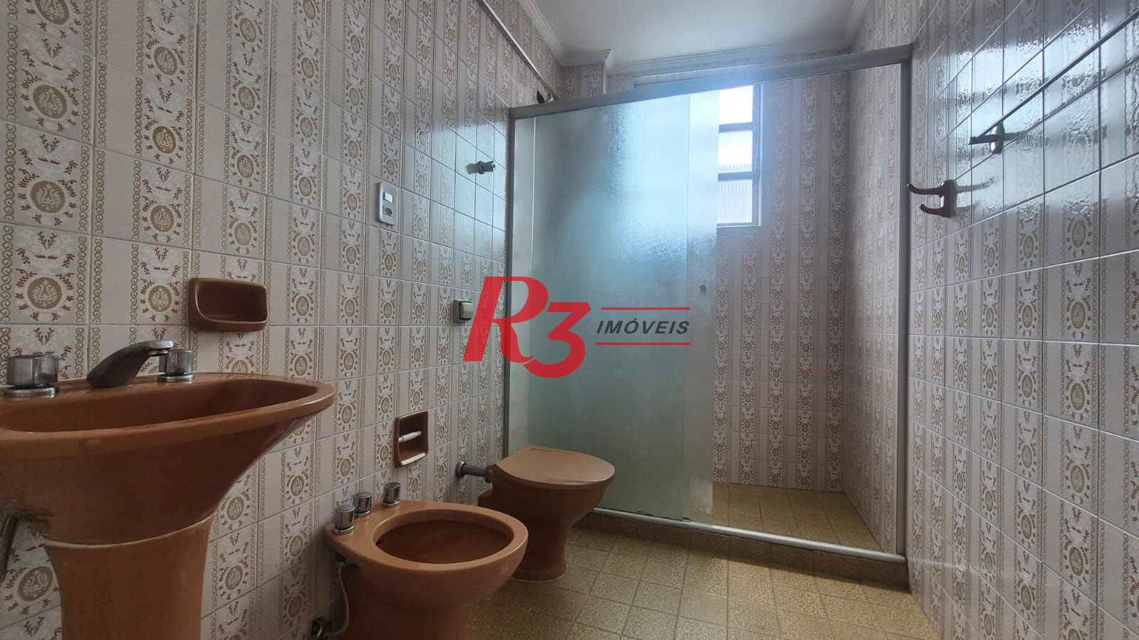 Apartamento com 2 dormitórios para alugar, 122 m² por R$ 4.183,01/mês - Boqueirão - Santos/SP