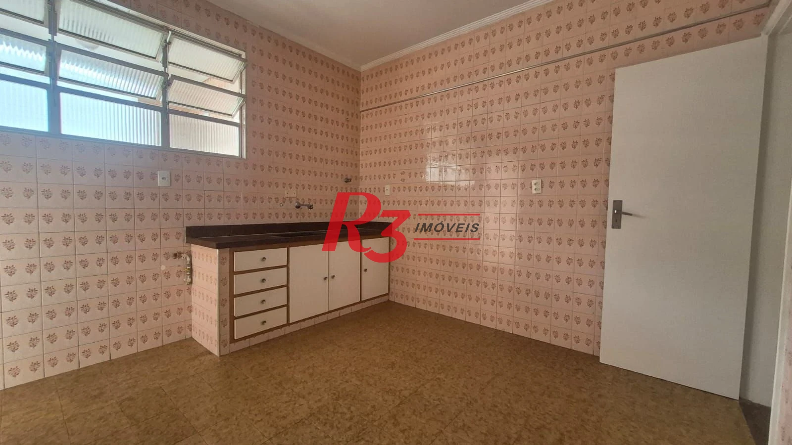 Apartamento com 2 dormitórios para alugar, 122 m² por R$ 4.183,01/mês - Boqueirão - Santos/SP