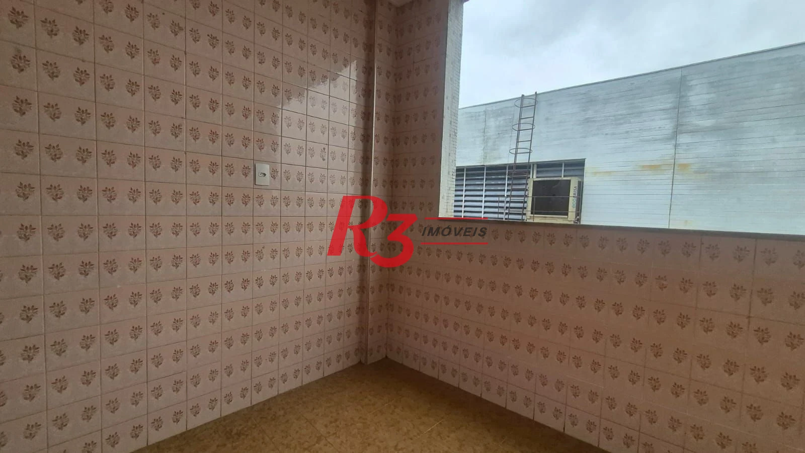 Apartamento com 2 dormitórios para alugar, 122 m² por R$ 4.183,01/mês - Boqueirão - Santos/SP