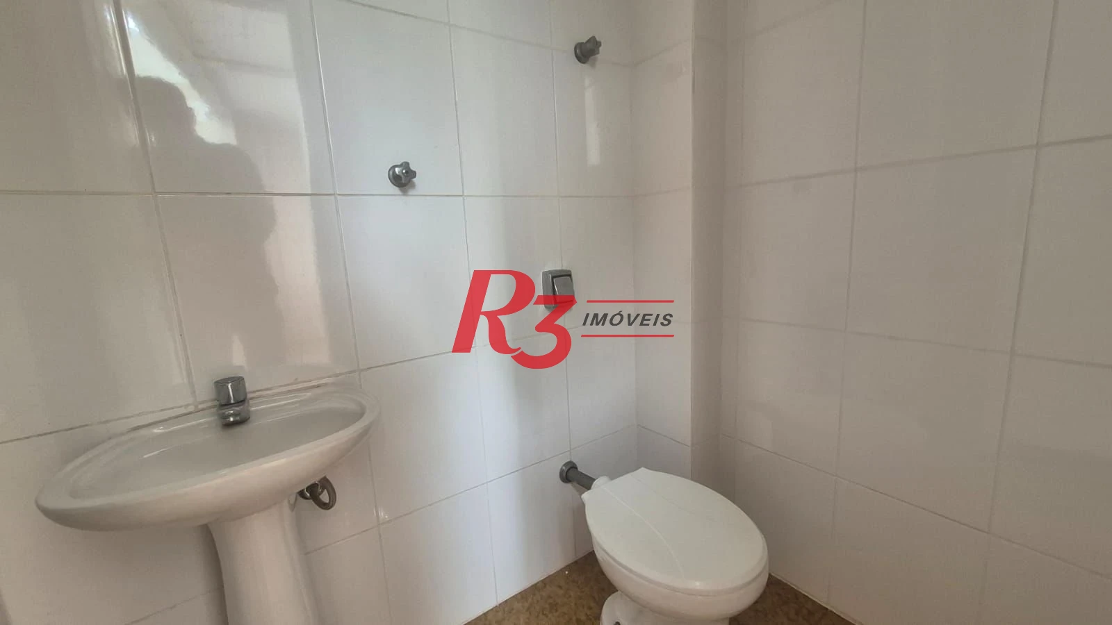 Apartamento com 2 dormitórios para alugar, 122 m² por R$ 4.183,01/mês - Boqueirão - Santos/SP