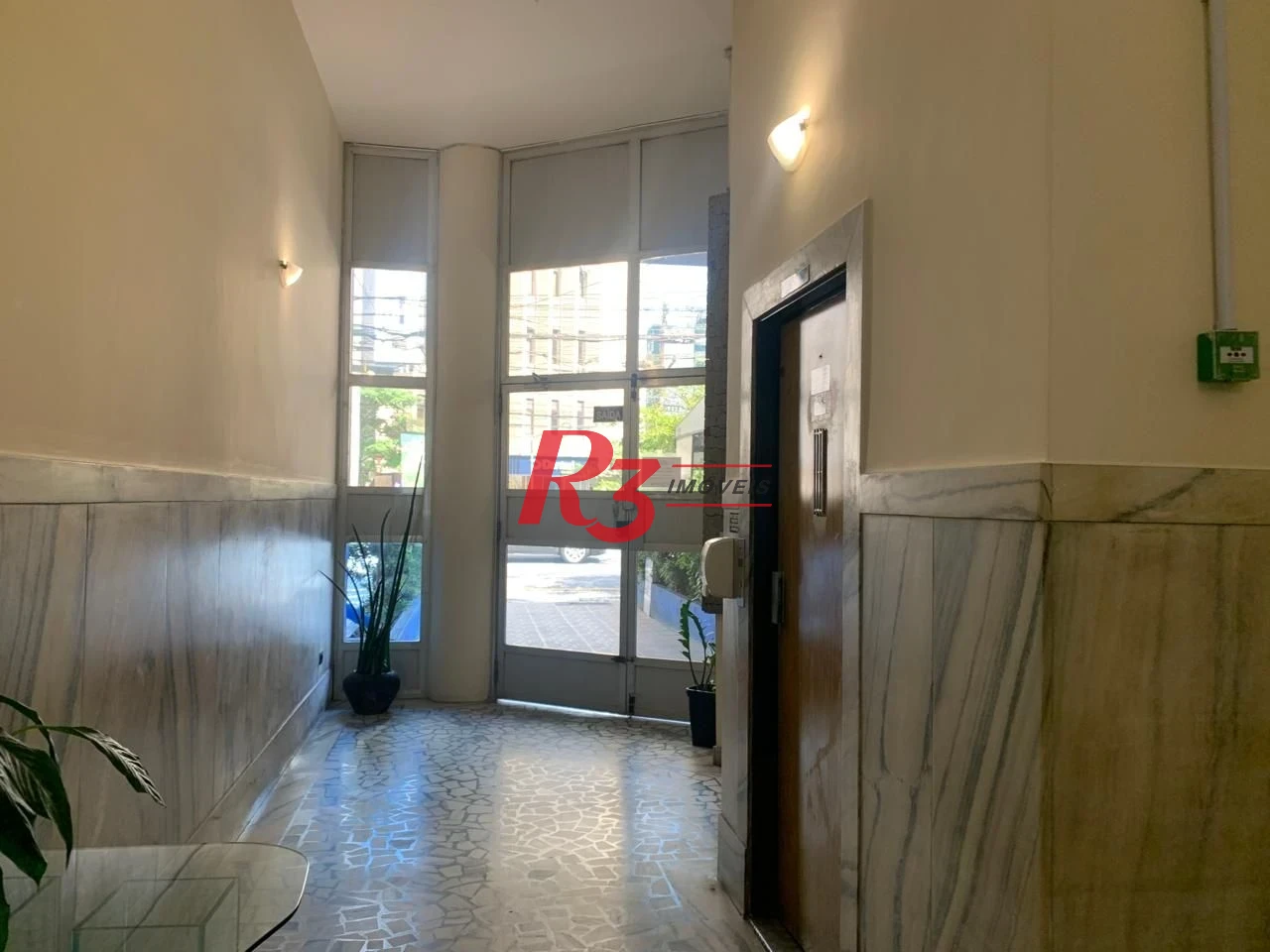 Apartamento com 3 dormitórios à venda, 148 m² por R$ 925.000,00 - Gonzaga - Santos/SP