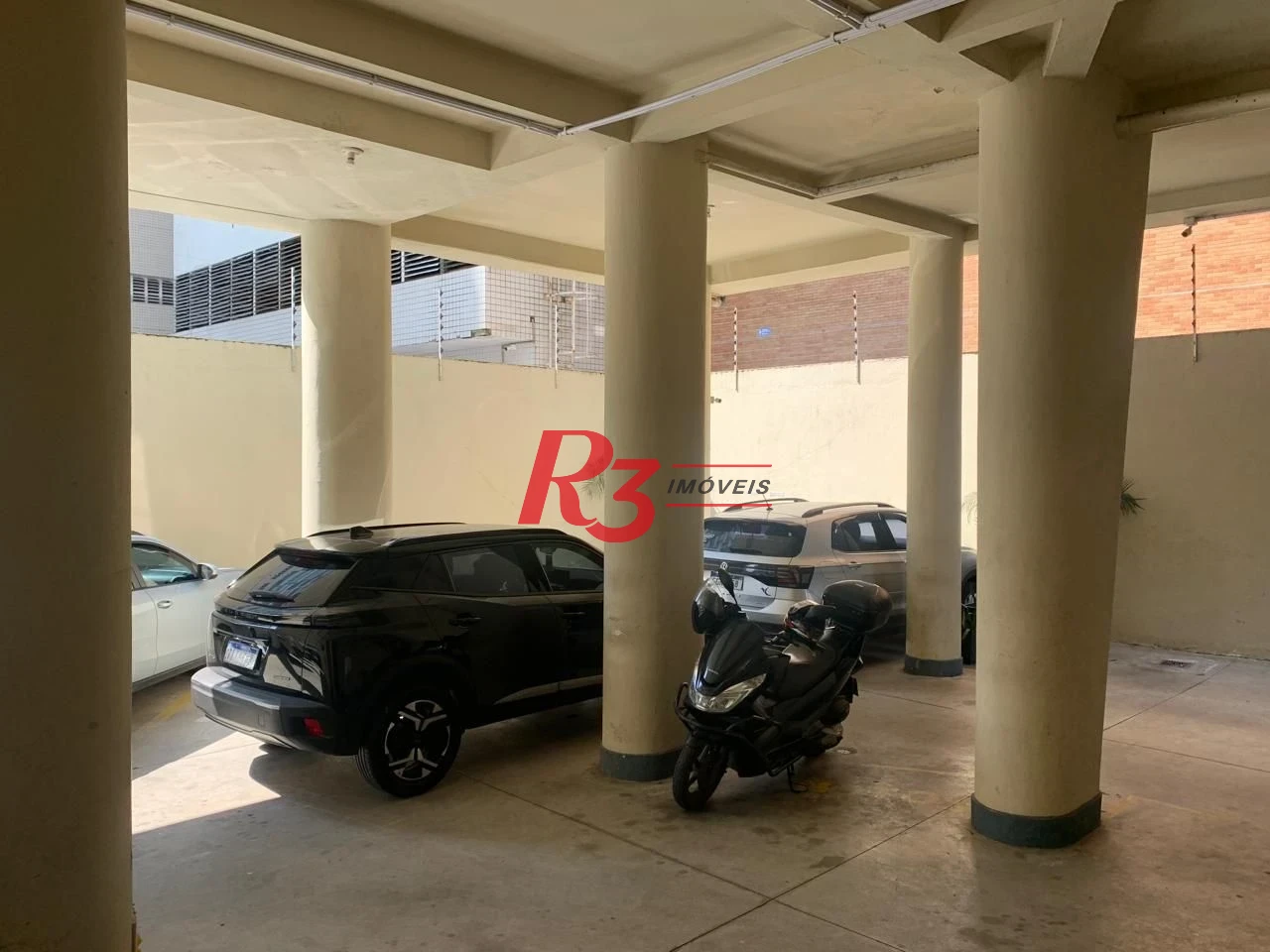 Apartamento com 3 dormitórios à venda, 148 m² por R$ 925.000,00 - Gonzaga - Santos/SP