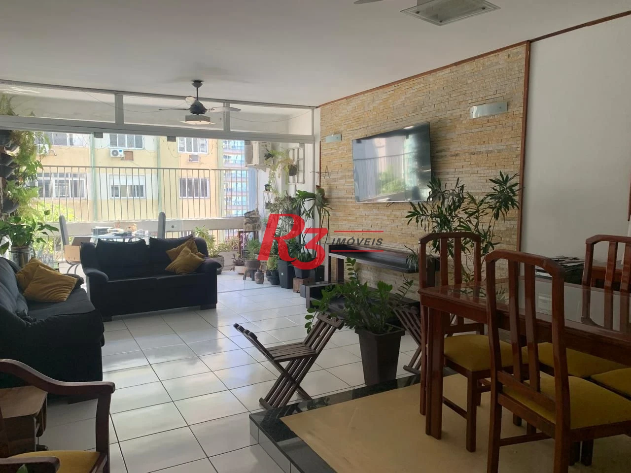 Apartamento com 3 dormitórios à venda, 148 m² por R$ 925.000,00 - Gonzaga - Santos/SP