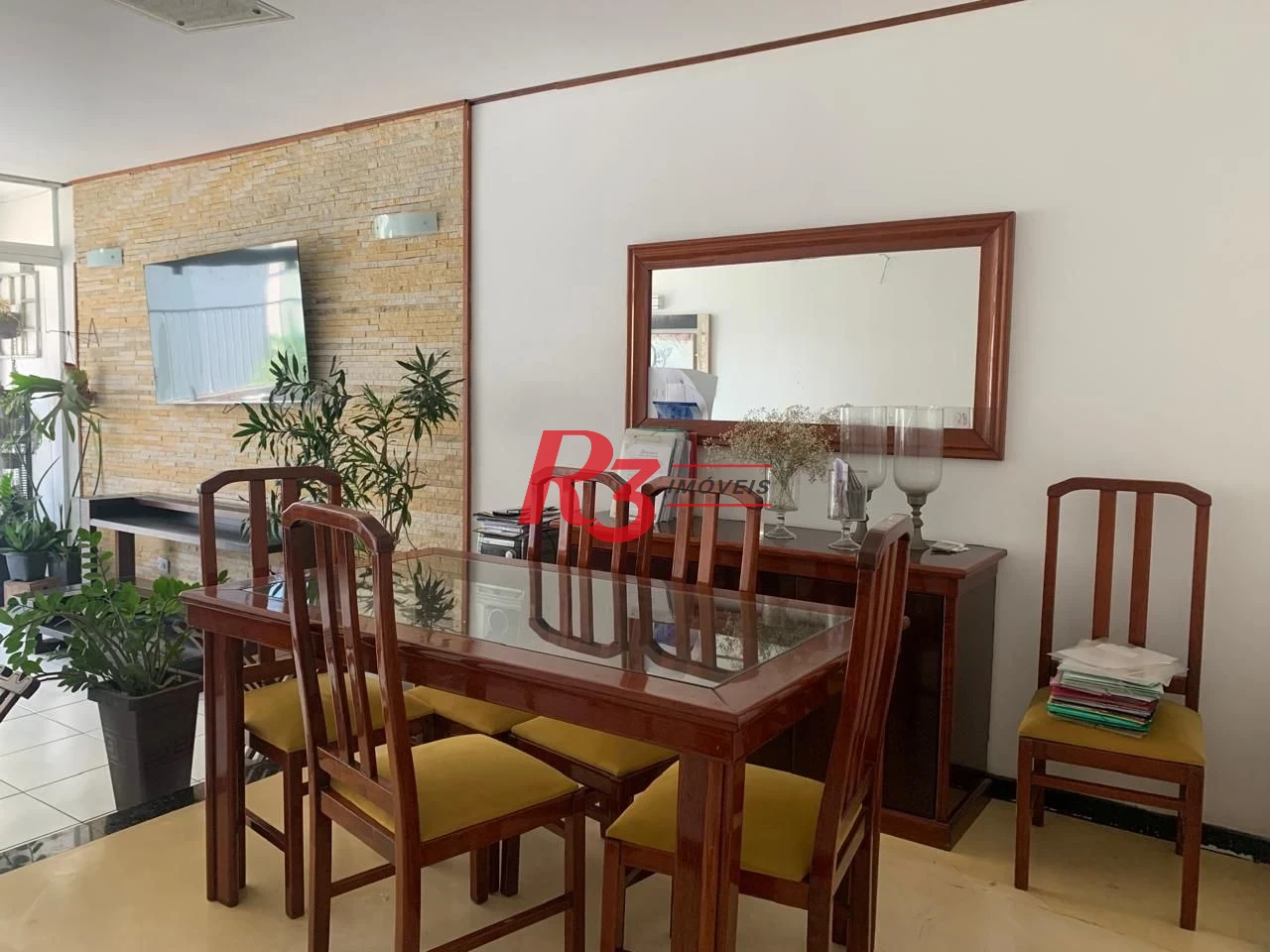 Apartamento com 3 dormitórios à venda, 148 m² por R$ 925.000,00 - Gonzaga - Santos/SP