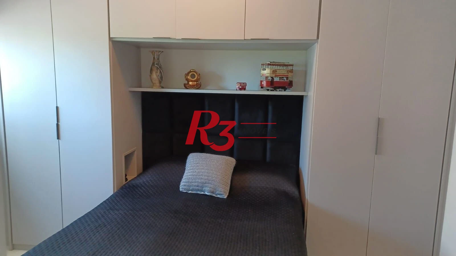 Apartamento com 2 suítes à venda, 91 m² por R$ 1.250.000 - Vila Alzira - Guarujá/SP