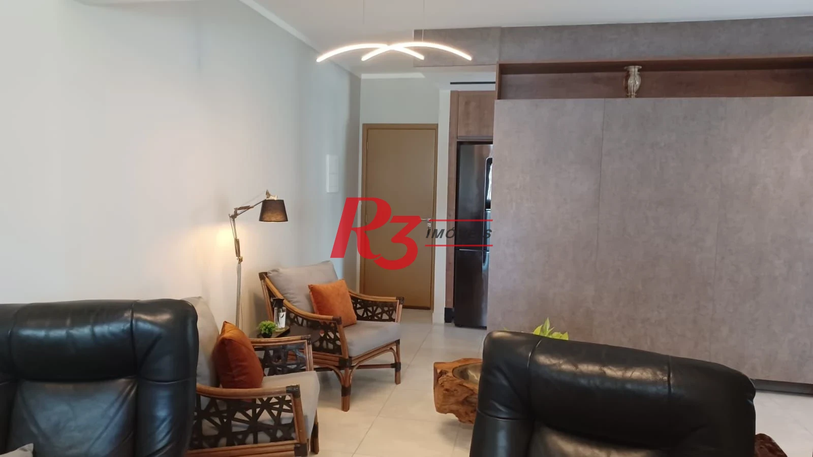 Apartamento com 2 suítes à venda, 91 m² por R$ 1.250.000 - Vila Alzira - Guarujá/SP