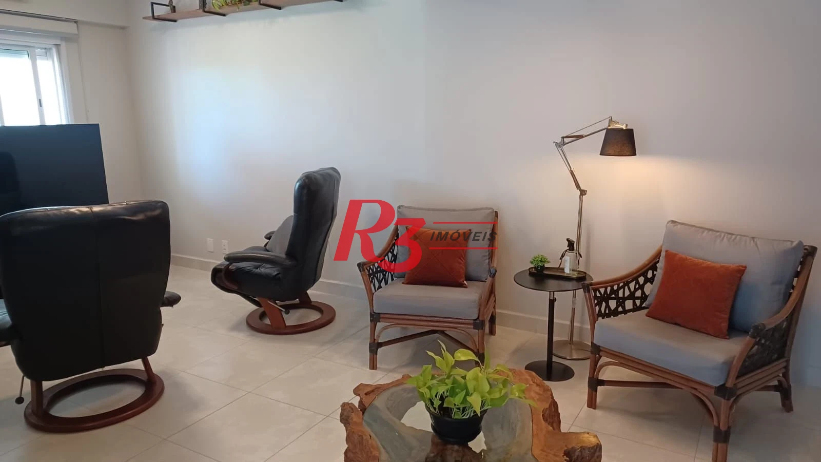 Apartamento com 2 suítes à venda, 91 m² por R$ 1.250.000 - Vila Alzira - Guarujá/SP
