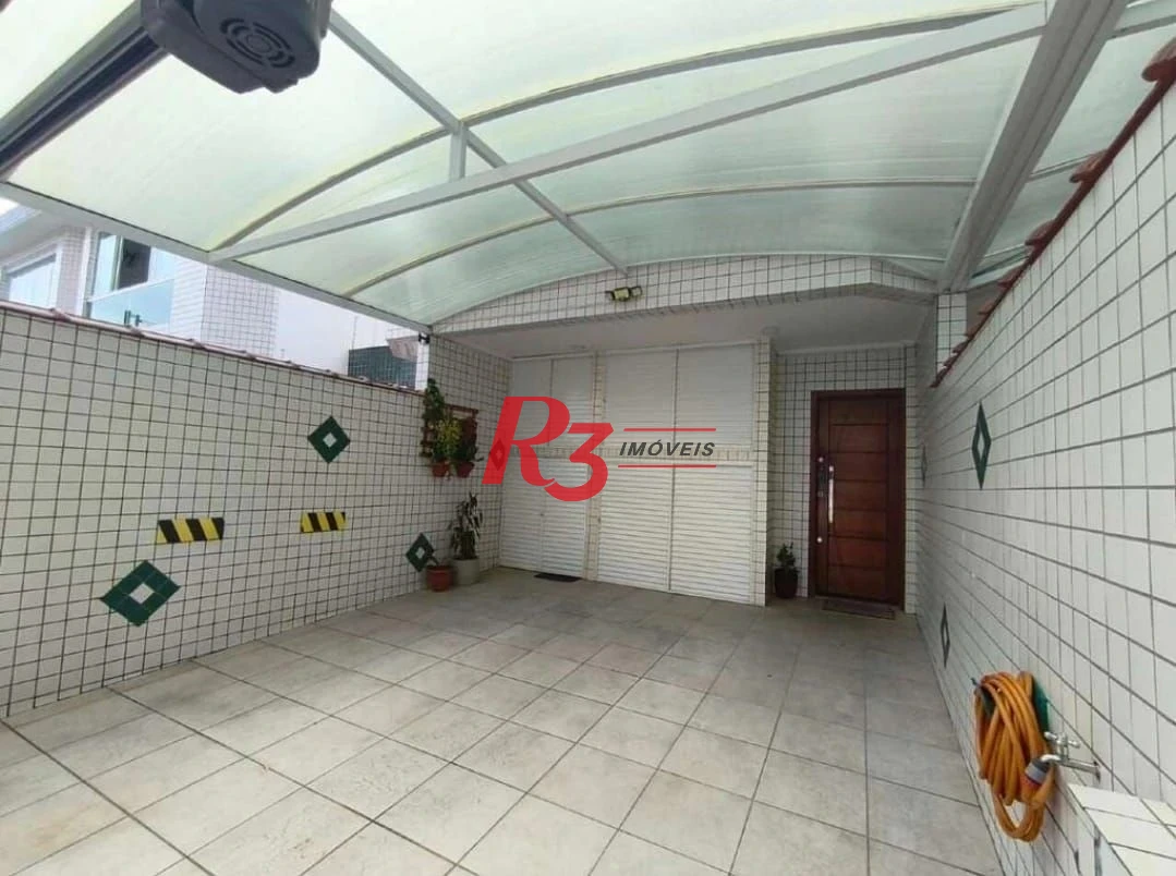 Casa com 3 dormitórios à venda, 155 m² por R$ 990.000,00 - Estuário - Santos/SP