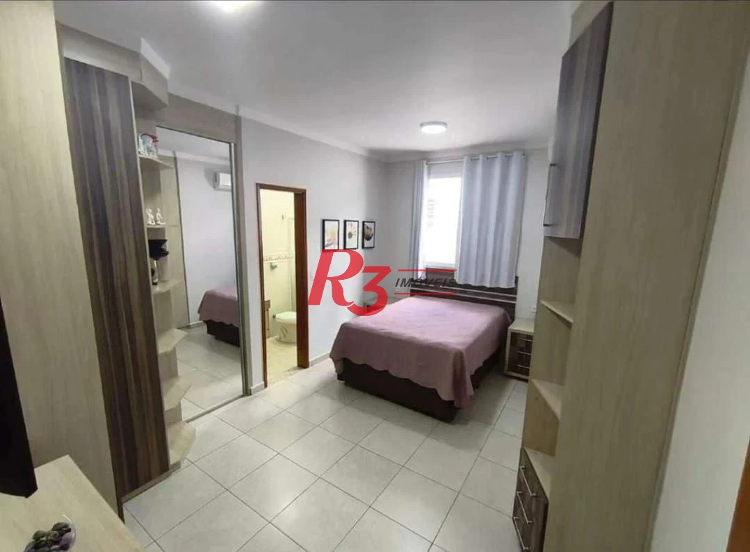 Casa com 3 dormitórios à venda, 155 m² por R$ 990.000,00 - Estuário - Santos/SP