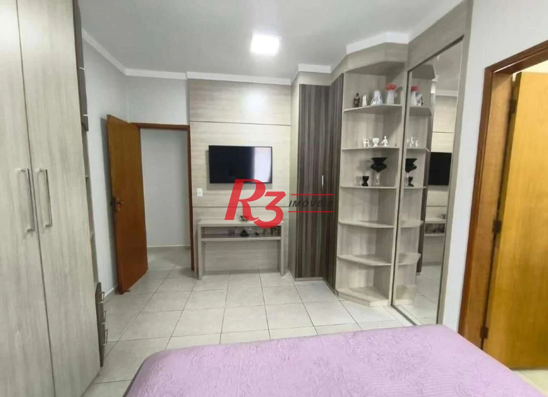 Casa com 3 dormitórios à venda, 155 m² por R$ 990.000,00 - Estuário - Santos/SP