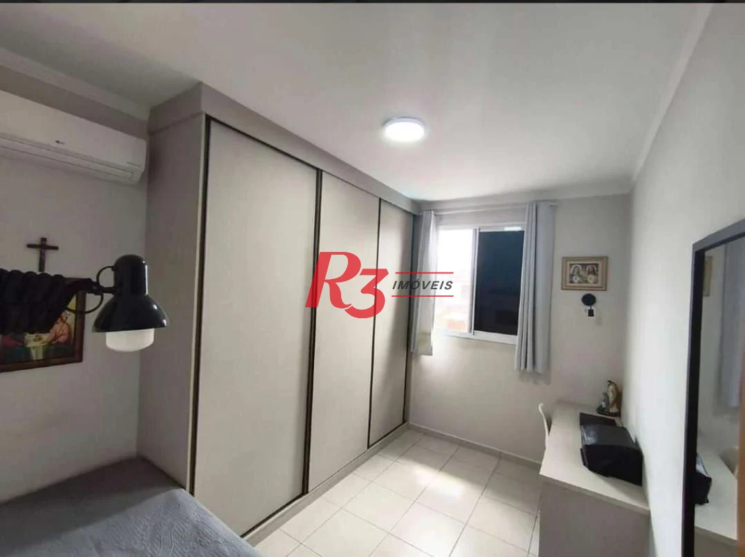 Casa com 3 dormitórios à venda, 155 m² por R$ 990.000,00 - Estuário - Santos/SP