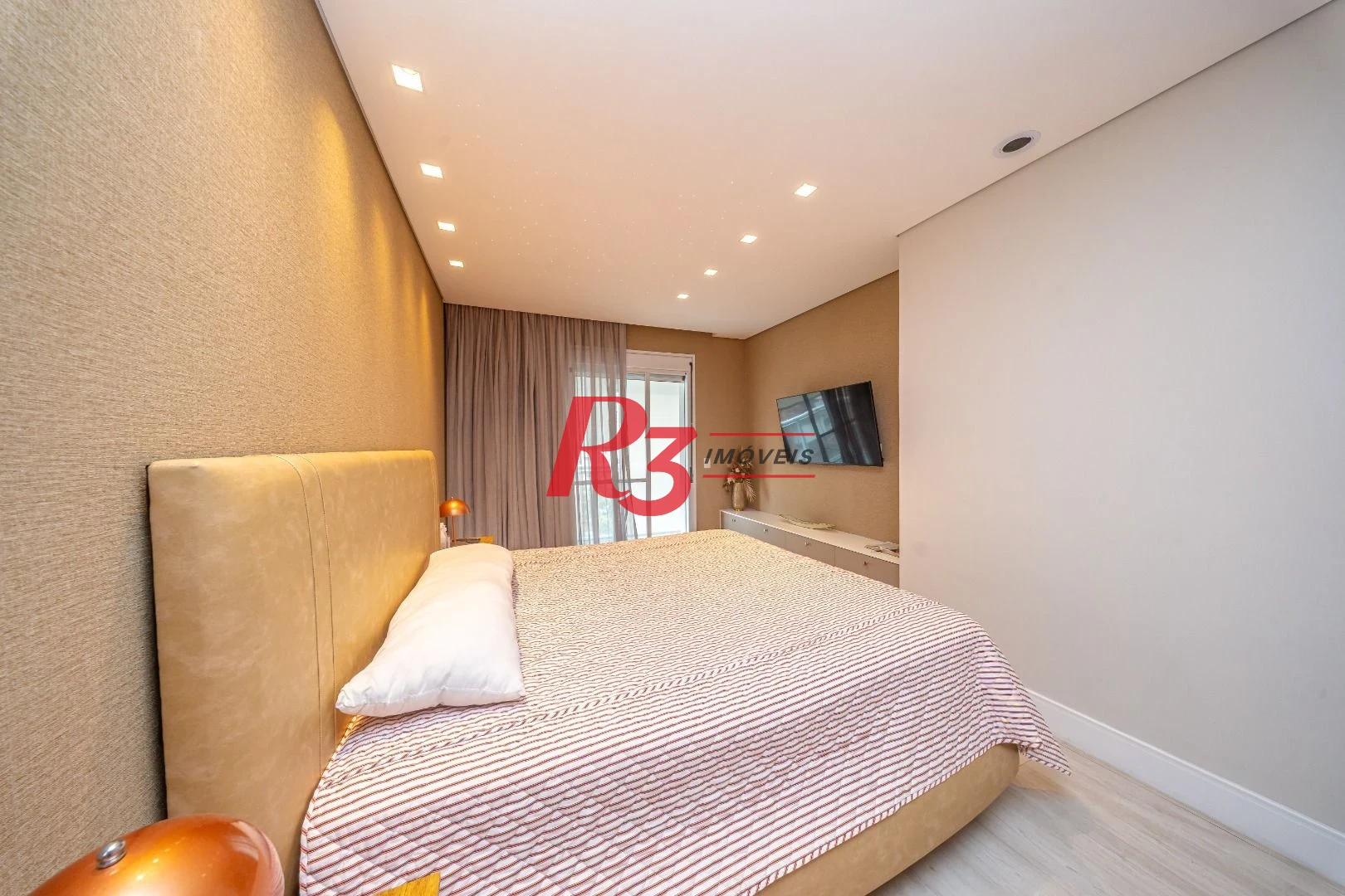 Apartamento com 3 suítes à venda, 181 m² por R$ 2.980.000 - Gonzaga - Santos/SP