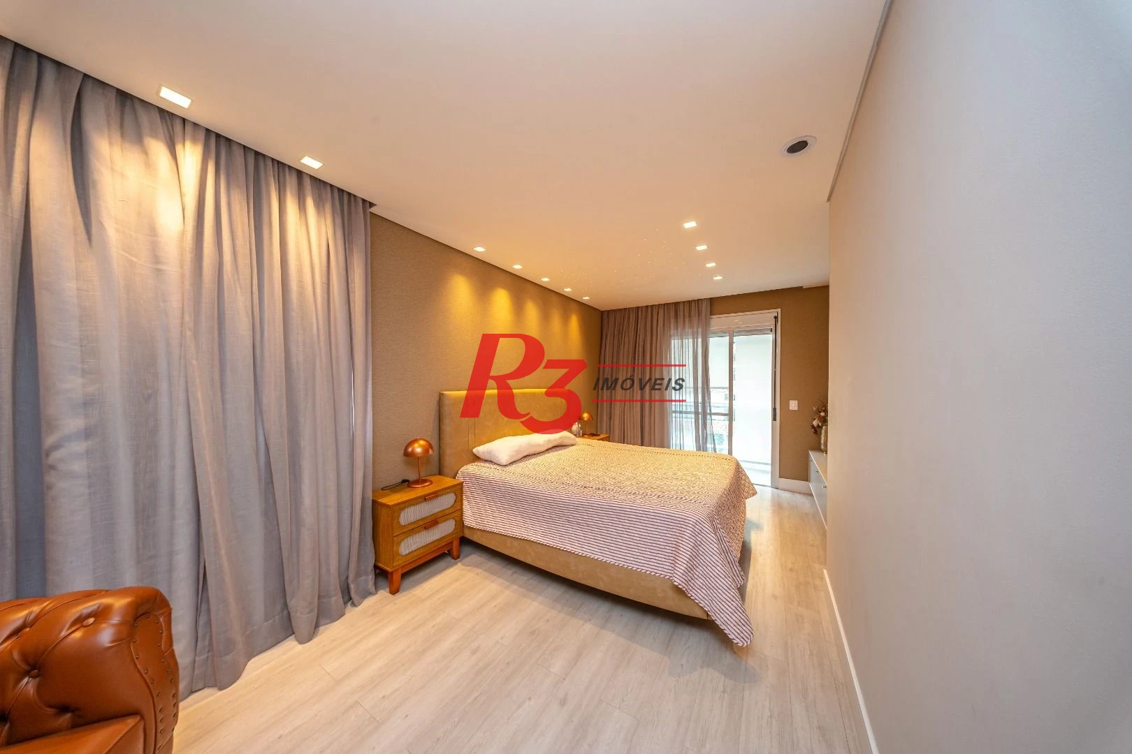 Apartamento com 3 suítes à venda, 181 m² por R$ 2.980.000 - Gonzaga - Santos/SP