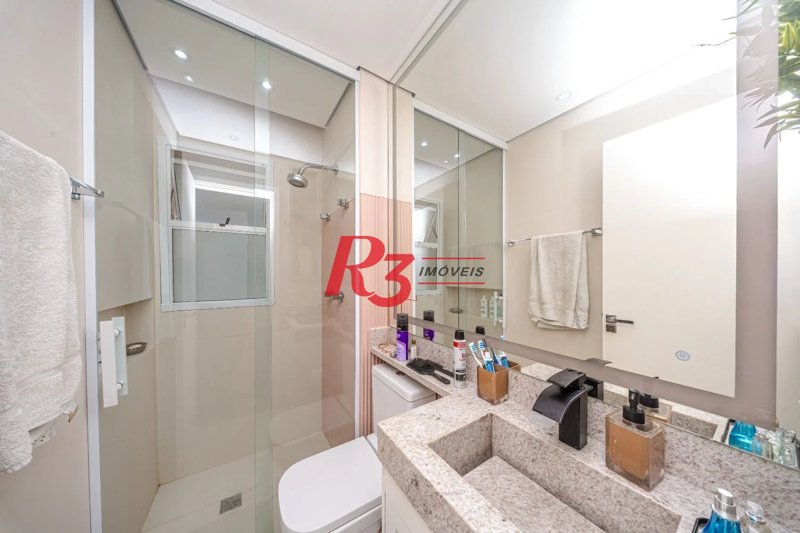 Apartamento com 3 suítes à venda, 181 m² por R$ 2.980.000 - Gonzaga - Santos/SP