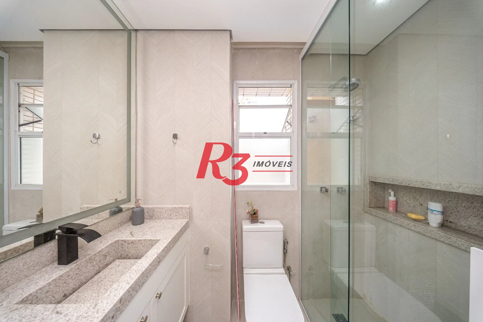 Apartamento com 3 suítes à venda, 181 m² por R$ 2.980.000 - Gonzaga - Santos/SP