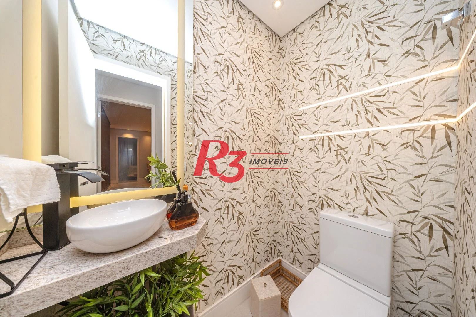 Apartamento com 3 suítes à venda, 181 m² por R$ 2.980.000 - Gonzaga - Santos/SP