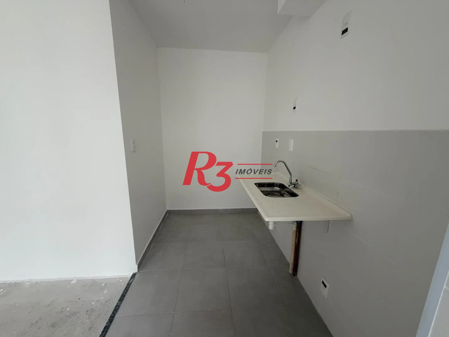 Apartamento com 2 dormitórios à venda, 42 m² por R$ 370.000,00 - Jabaquara - Santos/SP