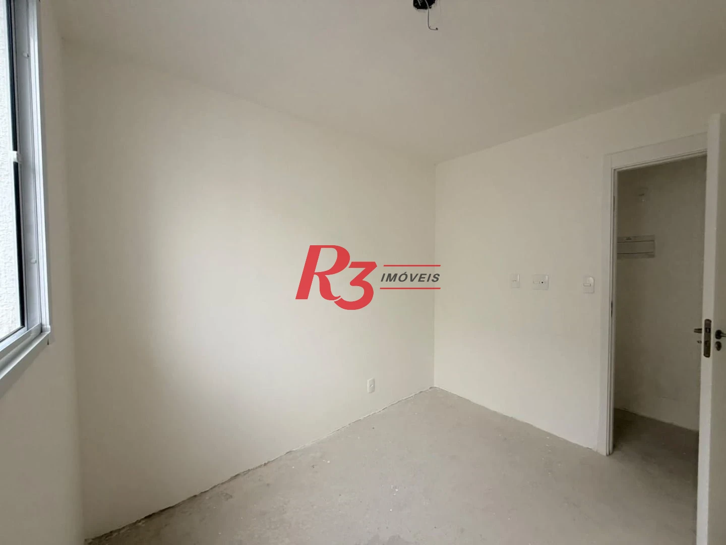 Apartamento com 2 dormitórios à venda, 42 m² por R$ 370.000,00 - Jabaquara - Santos/SP