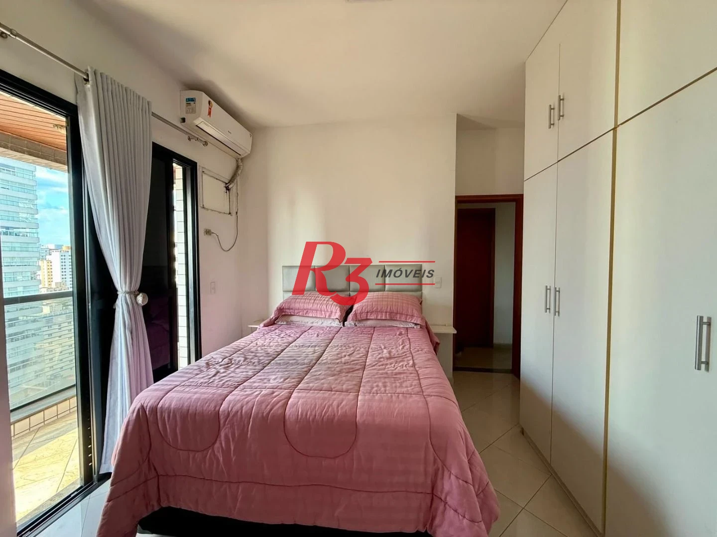 Apartamento com 3 dormitórios à venda, 137 m² por R$ 1.450.000,00 - Aparecida - Santos/SP