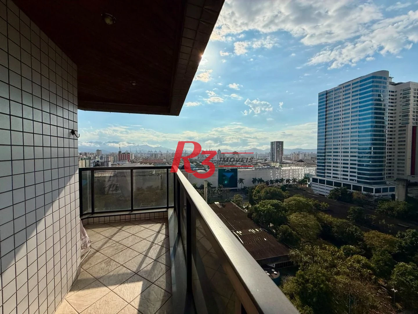 Apartamento com 3 dormitórios à venda, 137 m² por R$ 1.450.000,00 - Aparecida - Santos/SP