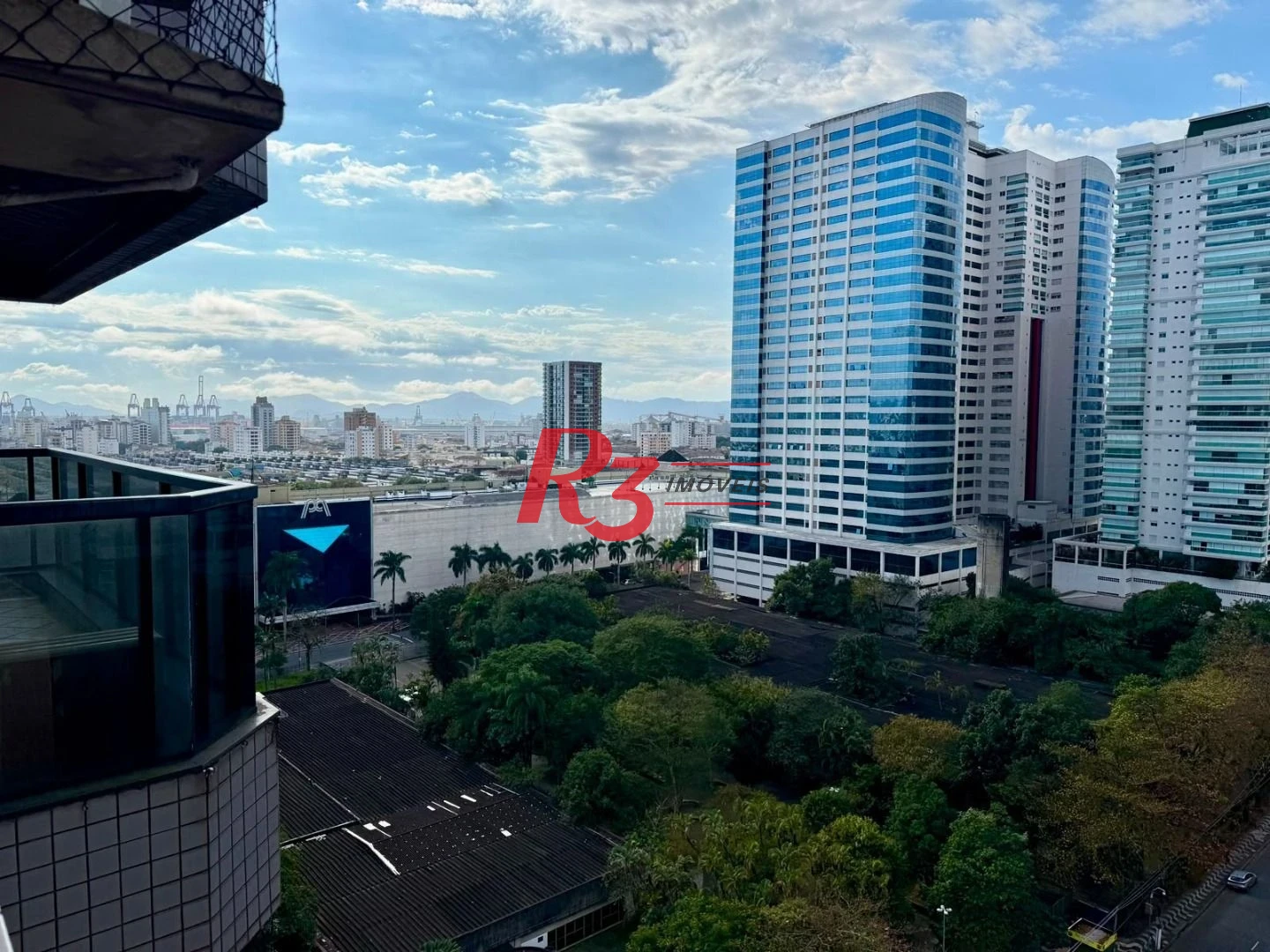Apartamento com 3 dormitórios à venda, 137 m² por R$ 1.450.000,00 - Aparecida - Santos/SP