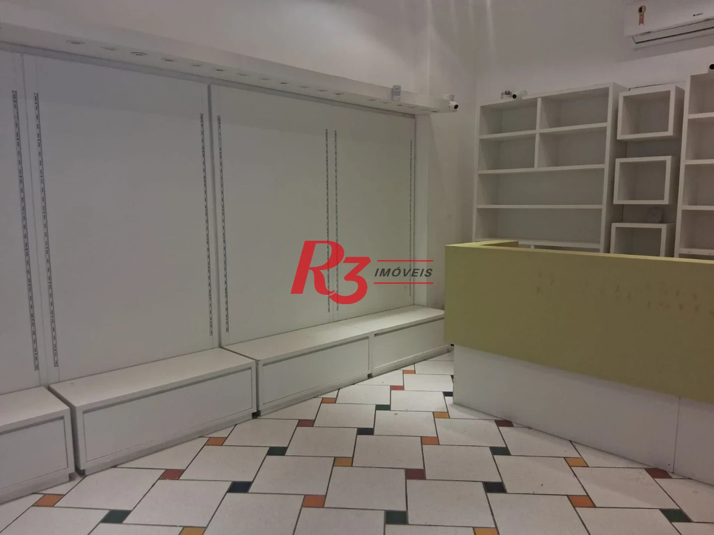 Loja para alugar, 25 m² por R$ 6.500,00/mês - Gonzaga - Santos/SP