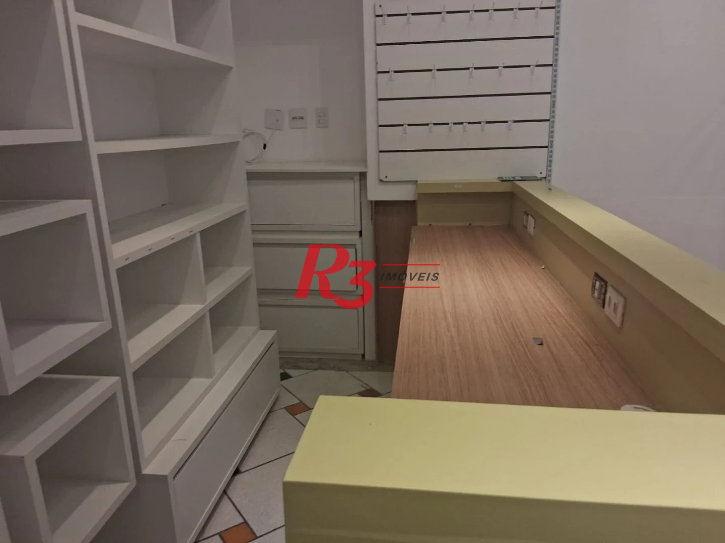 Loja para alugar, 25 m² por R$ 6.500,00/mês - Gonzaga - Santos/SP
