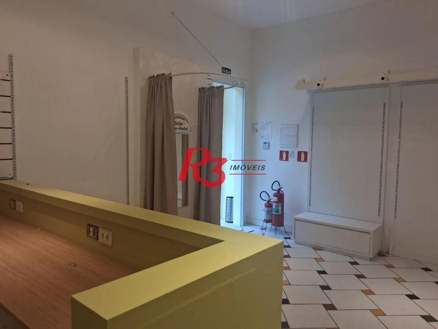 Loja para alugar, 25 m² por R$ 6.500,00/mês - Gonzaga - Santos/SP