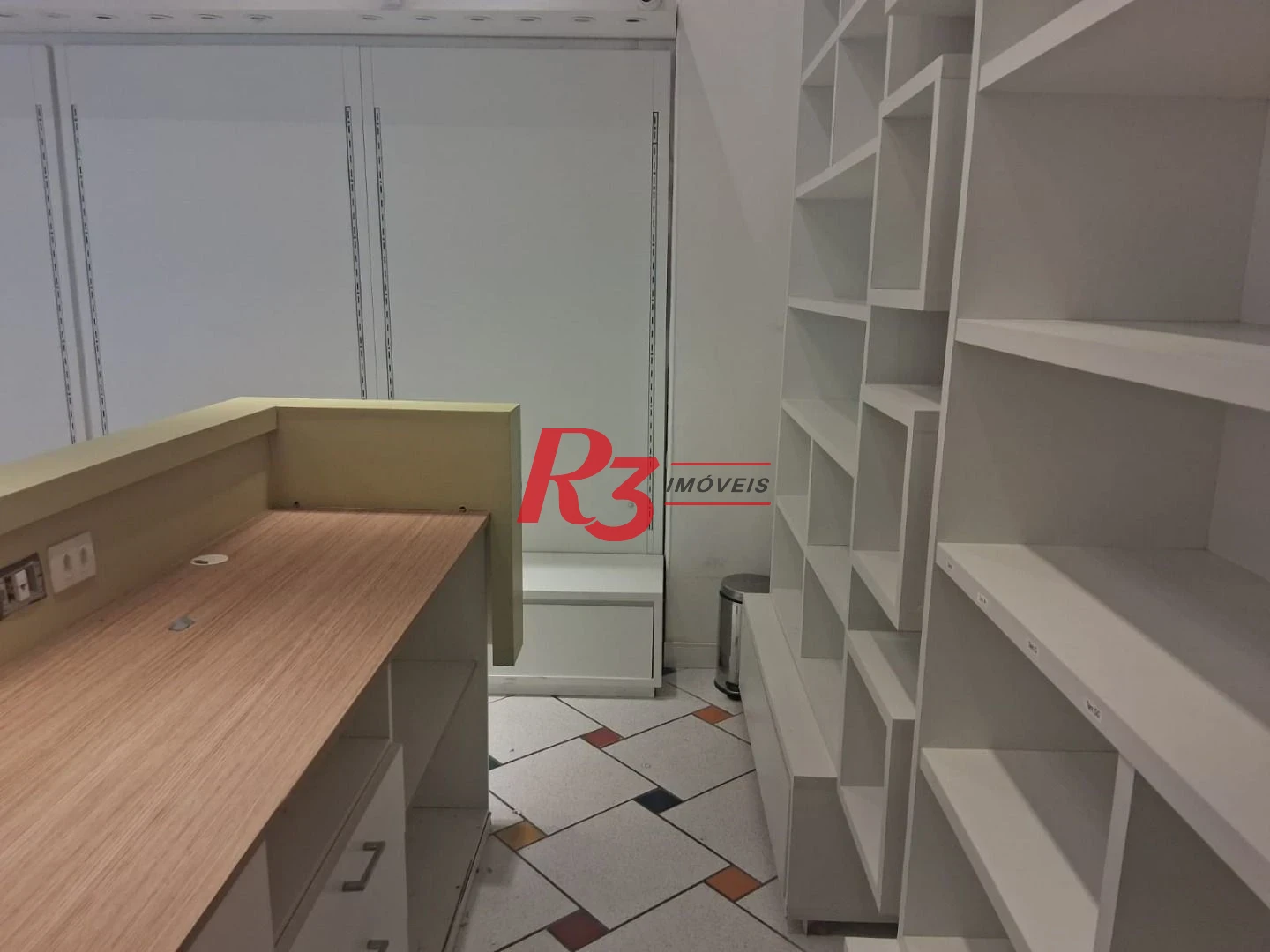Loja para alugar, 25 m² por R$ 6.500,00/mês - Gonzaga - Santos/SP