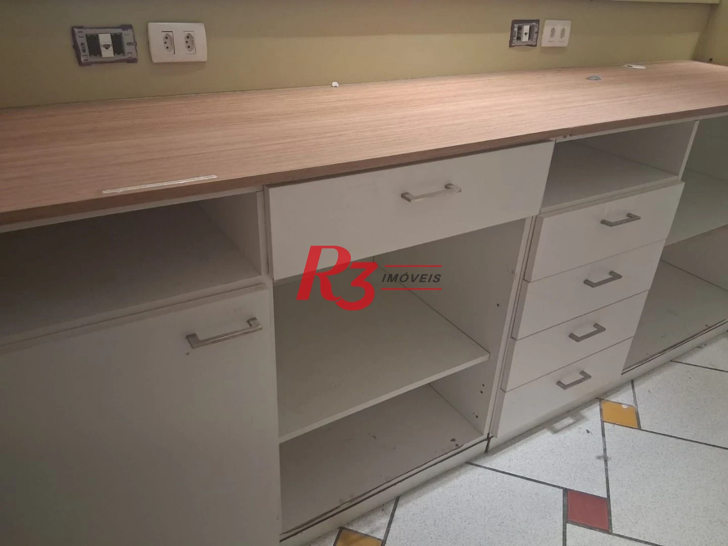 Loja para alugar, 25 m² por R$ 6.500,00/mês - Gonzaga - Santos/SP