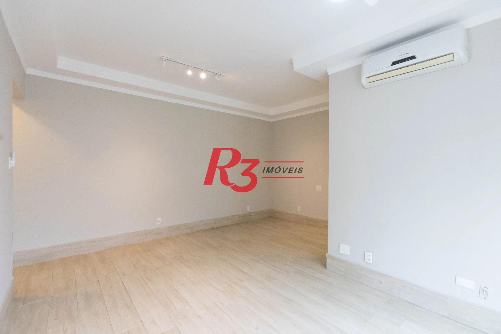 Apartamento à venda, 87 m² por R$ 1.050.000,00 - Gonzaga - Santos/SP